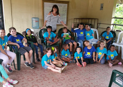 Reading to Children in Honduras